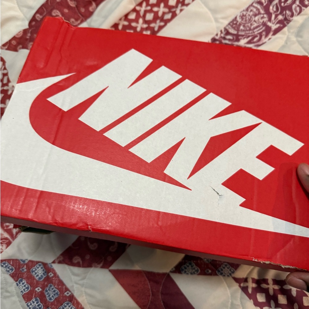 Nike Women's Sneakers - Red and White